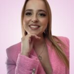 vaniasousa93@hotmail.com